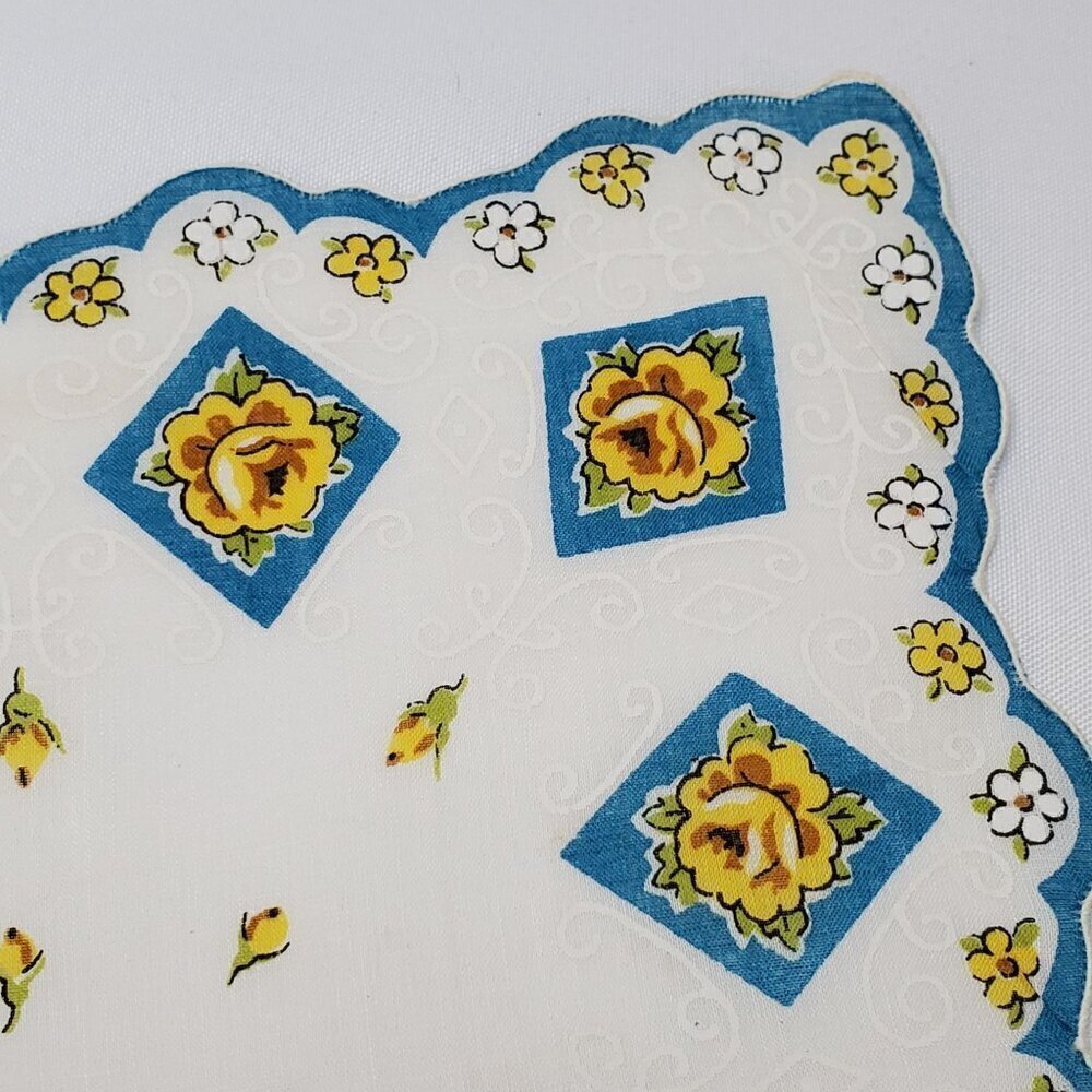 VTG Floral Yellow Rose Handkerchief Hand Rolled Scalloped Edge Womans Hankie - Picture 5 of 10